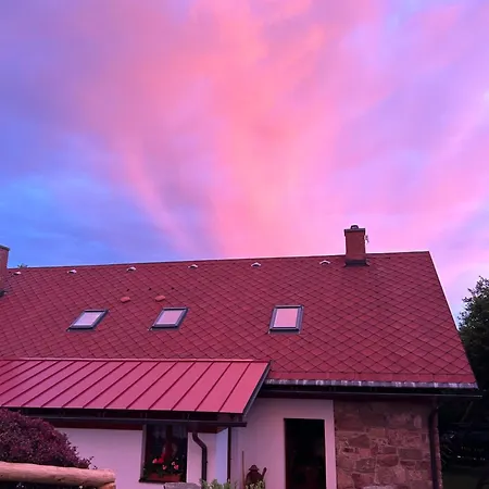 Na Samote U Lesa Apartament