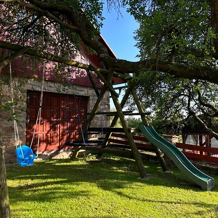 Apartment Na Samote U Lesa