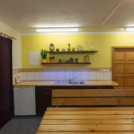 Na Samote U Lesa Apartment Zamberk