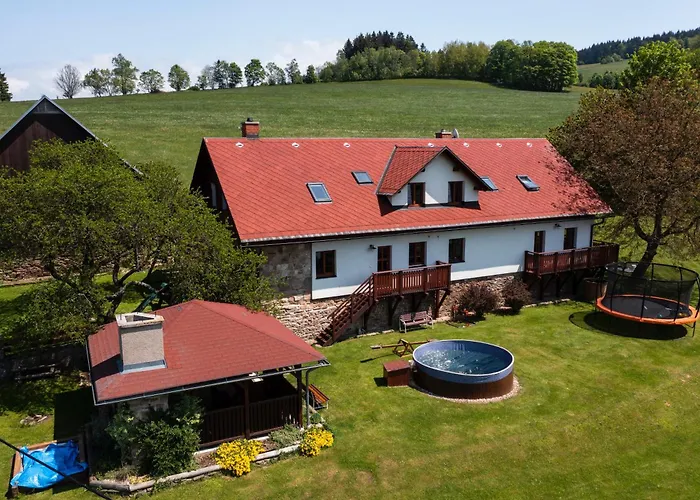 Na Samote U Lesa Apartamento